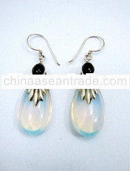 Swee Lo Sterling Handcrafted Moonstones Earring