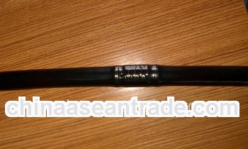 drip irrigation pipe with cylindrical emitter inside