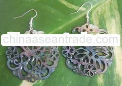 shell earring carving with stainless