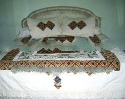 BS-004 Bedding set Batik Kombinasi