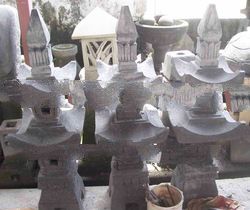 Premium Bali Natural Stone Products: Garden Natural Stone Lamp
