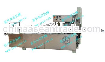 equipment for nonwoven fabric folding