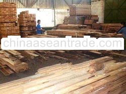 RECLAIMED TEAK PLANKS
