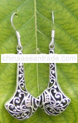 TRADITIONAL EARRINGS