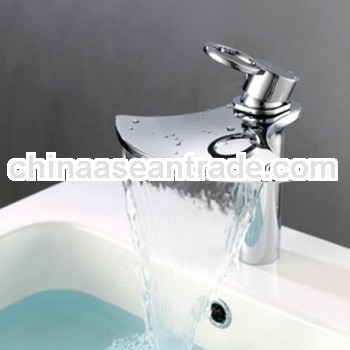 fashionable square single handle brass basin faucet