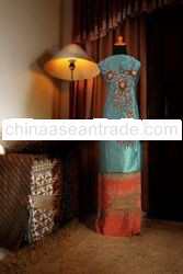 KEBAYA APLIKASI SULAM PITA