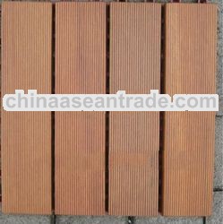 Bangkirai garden tile with plastic base