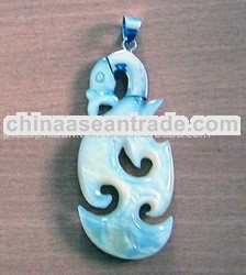 silver mother of pearl pendants with maory art