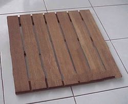 Bangkirai Garden Tile