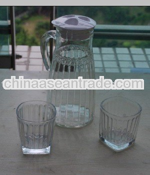 glass jug with tumbler