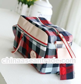 good design with high quality coated canvas handbags