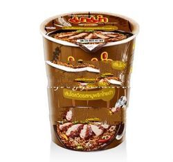 MAMA INSTANT CUP WHOLE WHEAT NOODLES PORK FLAVOUR WITH BLACK PEPPER