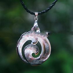 shell necklace pendants