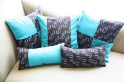 Cushion Parang Sawit