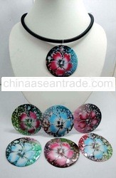 Silver Bali Assorted Hand Painted Hibiscus Flower On Shells Pendants Assorted Colors
