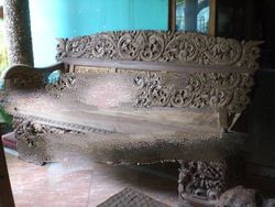 sofa antique
