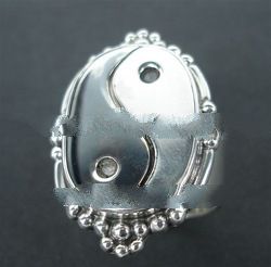 RFMN0049 - Sterling Silver Ring with Yin & Yang