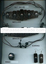 Wooden Jewelry Set