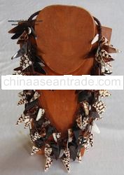 shell tiger necklace art indonesia