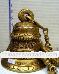Bronze bell with Ancient design