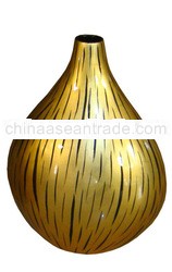 Lacquer vase