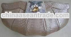 Madeline Clutch at myphlox.com