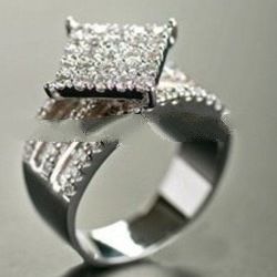 1 Carat Solitaire Diamond Ring