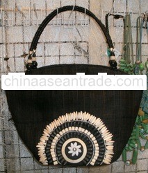 Fashionable ladies handbag