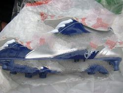 Football shoes