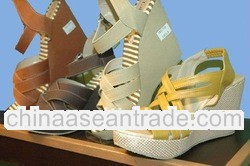 Moccasin style pedestal zebra