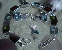 BFMN0022 - Sterling Silver Bracelet with Peridot & Blue Topaz S-Hook