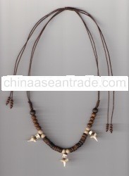 Adjustable Shark Tooth Necklace w. Wood Bead