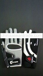 Costumized Colored Sports Glove Sheep Skin Tannery