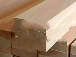 RED MERANTI LAMINATED BLOCK/BOARD