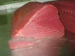 Fresh chilled Tuna loin