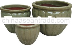 Round outdoor ceramic pot