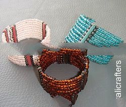 Clip-on beaded bracelet