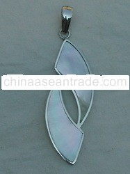 ( super deals) pendant