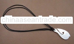 Carving Sea Shell Beach Necklace