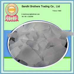 caustic soda in flakes