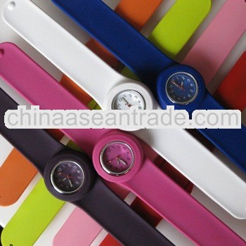 new design lovely fashion silicone slap watch for promotion