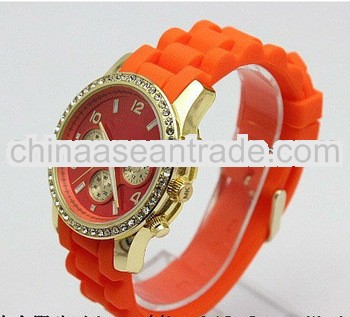 newest vogue silicone diamond watch,silicone geneva watch,diamond crystal geneva watch