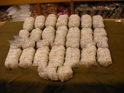 Supreme First Class Cave Bird Nest