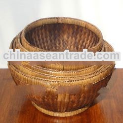 Set of 5 nested baskets