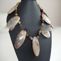 n genuine fossil stone necklace (fasco_export@yahoo.co.id)