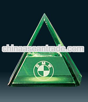 pyramid crystal perfume bottle/scent bottle/glass perfume bottle wholesale