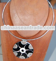 shell necklace with stainless steel