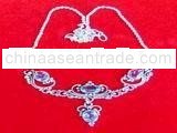 NECKLACE 002