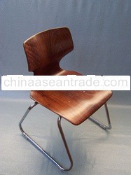 Walnut veneer bendpress chair