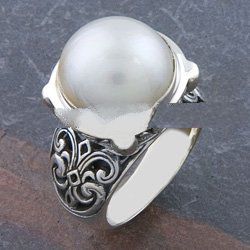 Bali Cawi motif Ring Carving with white mabe stone